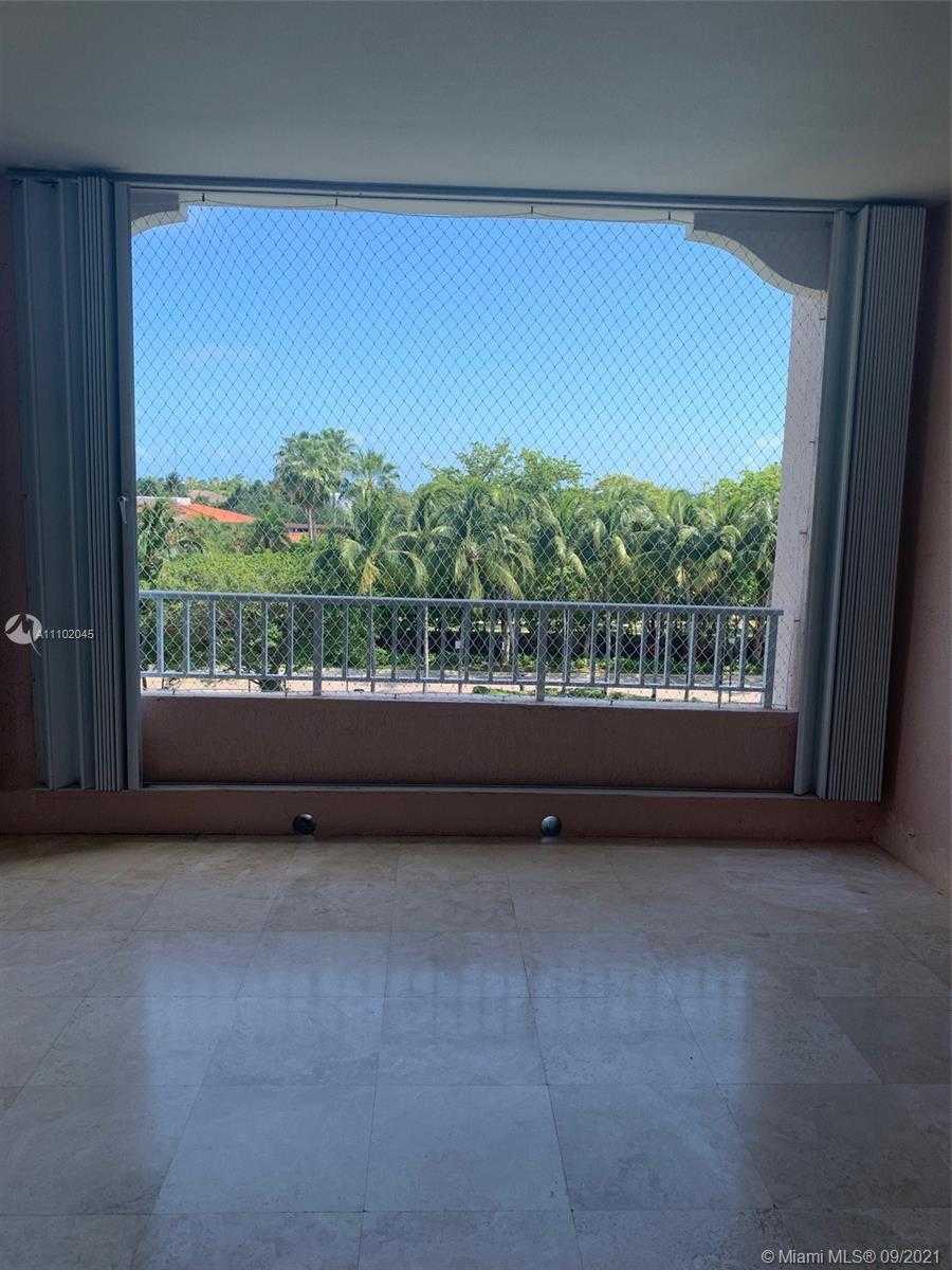 Small Image of 749 CRANDON BL #411, Key Biscayne Number 7