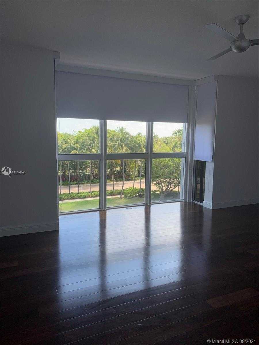 Small Image of 749 CRANDON BL #411, Key Biscayne Number 8