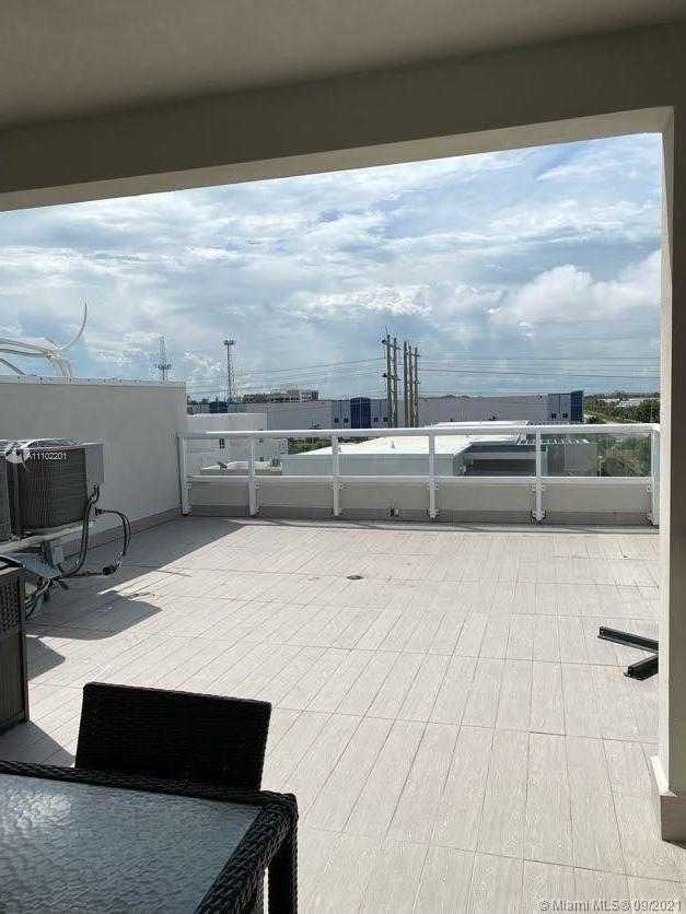Small Image of 10360 NORTH WEST 64TH ST, Doral Number 16