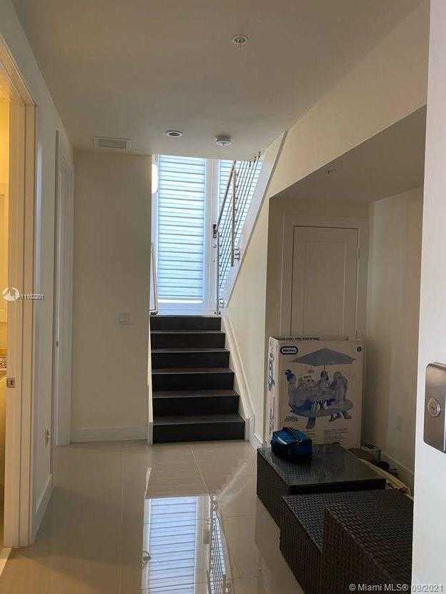 Small Image of 10360 NORTH WEST 64TH ST, Doral Number 17