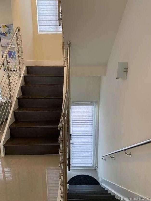Small Image of 10360 NORTH WEST 64TH ST, Doral Number 3