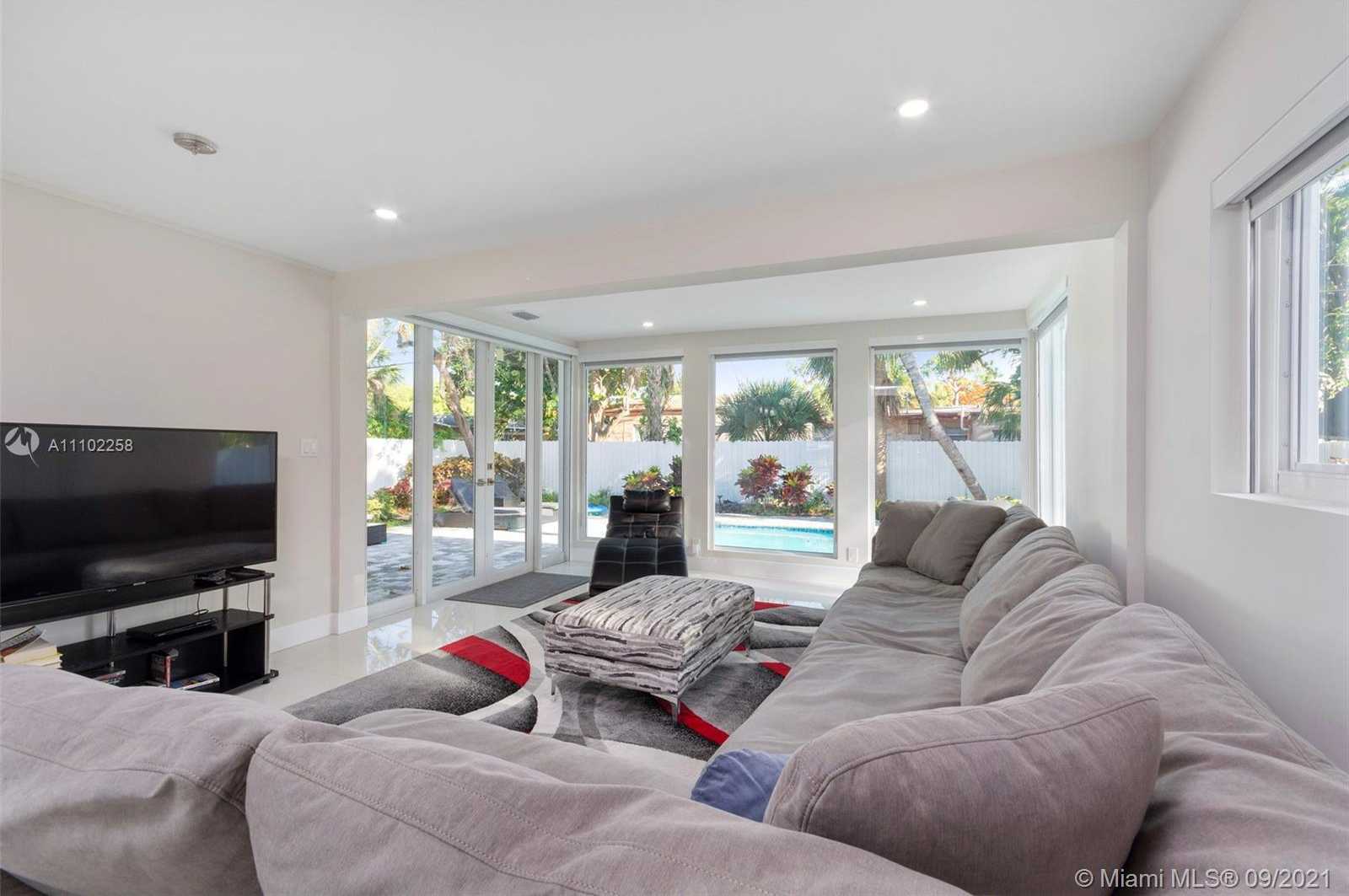 Small Image of 1808 SOUTH WEST 9TH ST #1-2, Fort Lauderdale Number 16