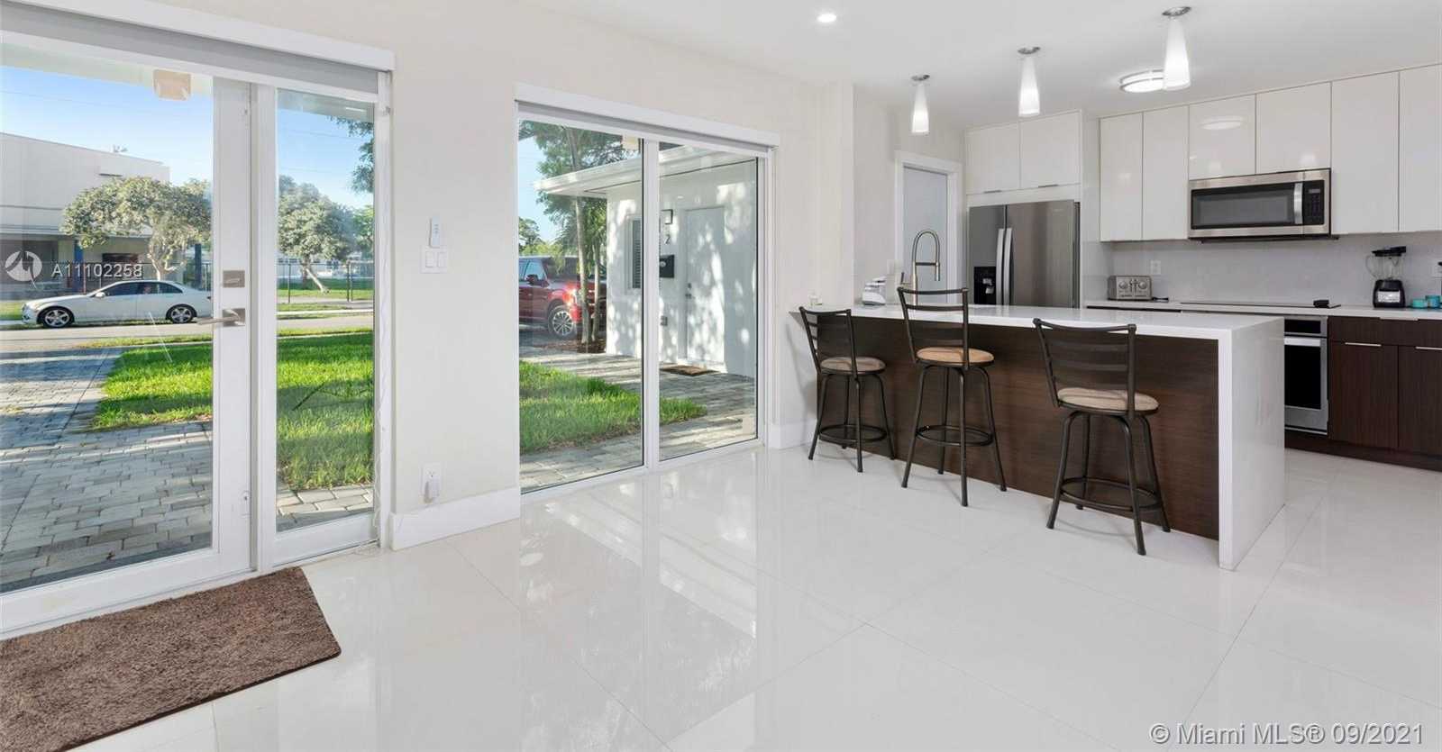 Small Image of 1808 SOUTH WEST 9TH ST #1-2, Fort Lauderdale Number 3