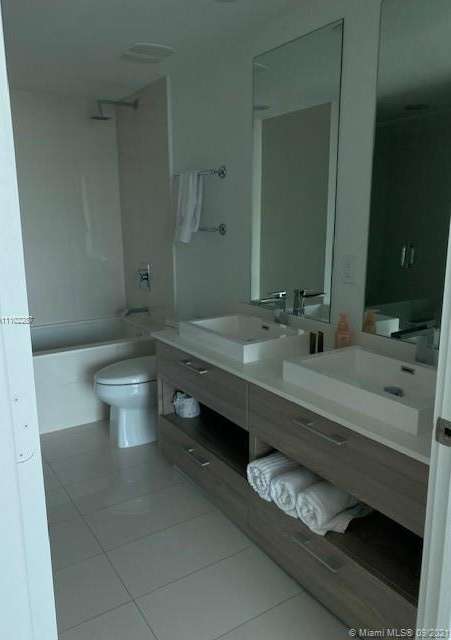 Small Image of 1300 SOUTH MIAMI AVE #4805, Miami Number 12