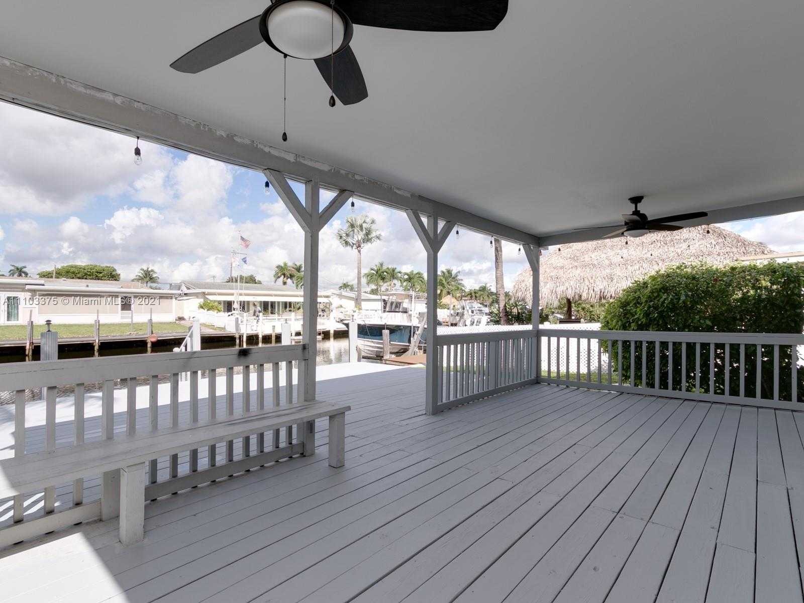 Small Image of 923 NAUTILUS ISLE, Dania Beach Number 16