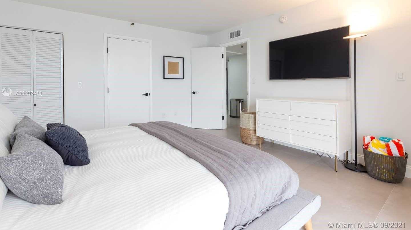 Small Image of 17600 NORTH BAY RD #N403, Sunny Isles Beach Number 8