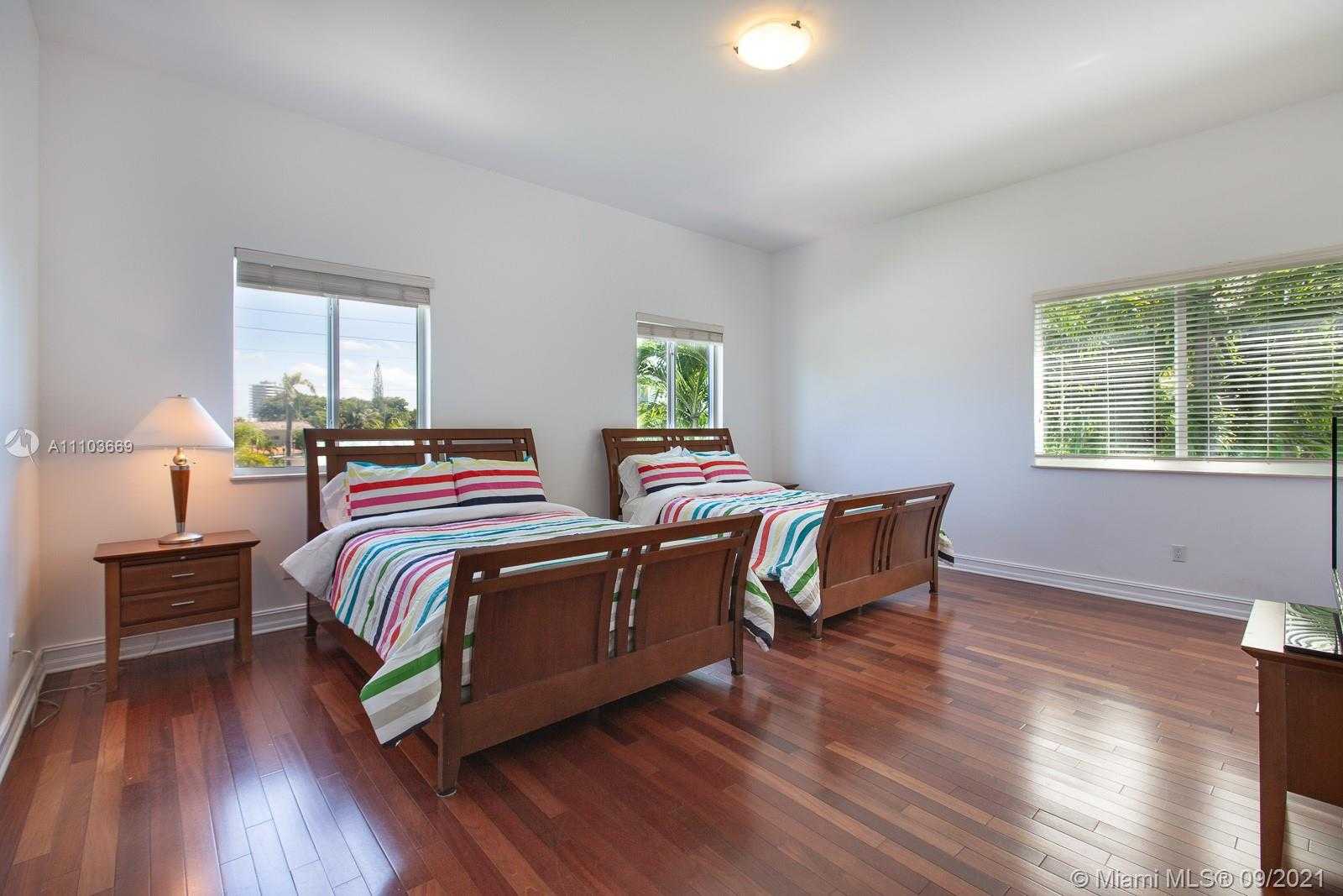 Small Image of 8340 HAWTHORNE AVE, Miami Beach Number 28