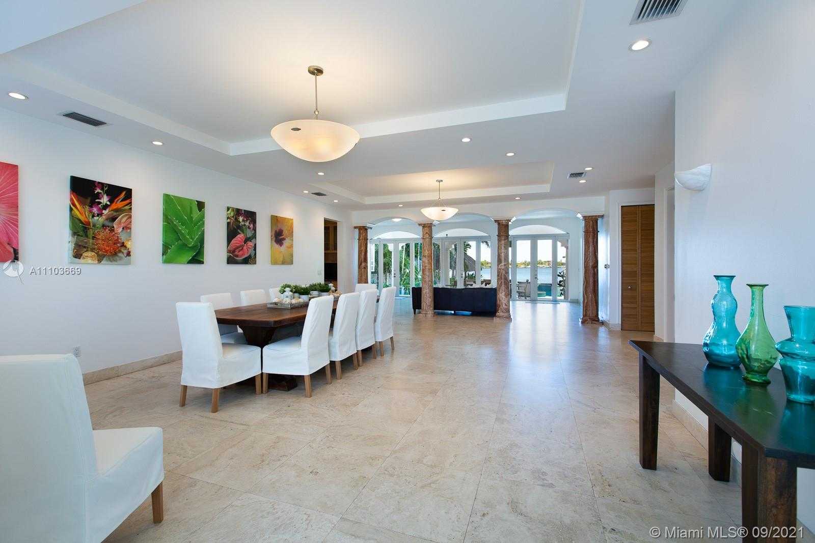 Small Image of 8340 HAWTHORNE AVE, Miami Beach Number 7