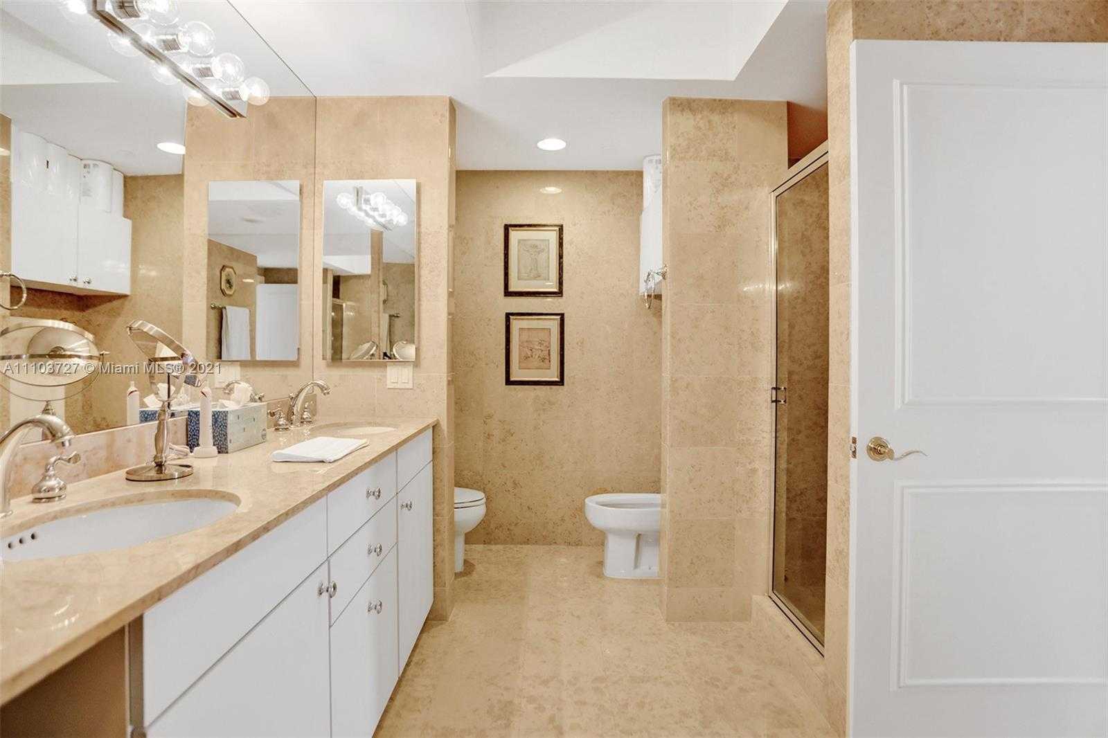 Small Image of 4775 COLLINS AVE #2403, Miami Beach Number 20