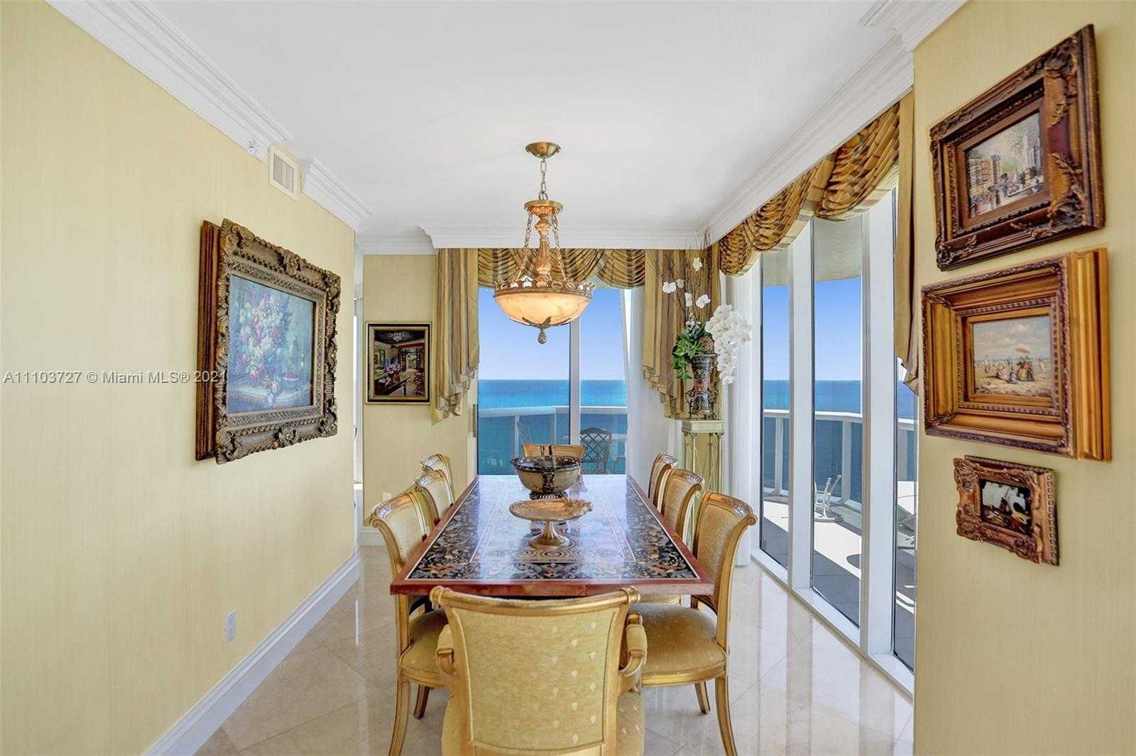 Small Image of 4775 COLLINS AVE #2403, Miami Beach Number 3