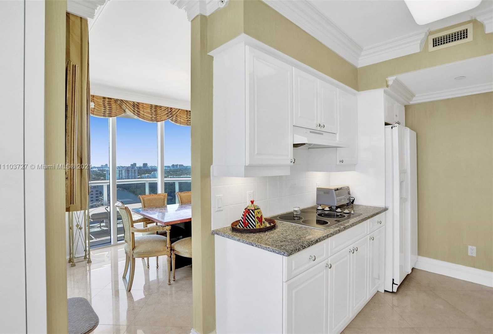 Small Image of 4775 COLLINS AVE #2403, Miami Beach Number 40