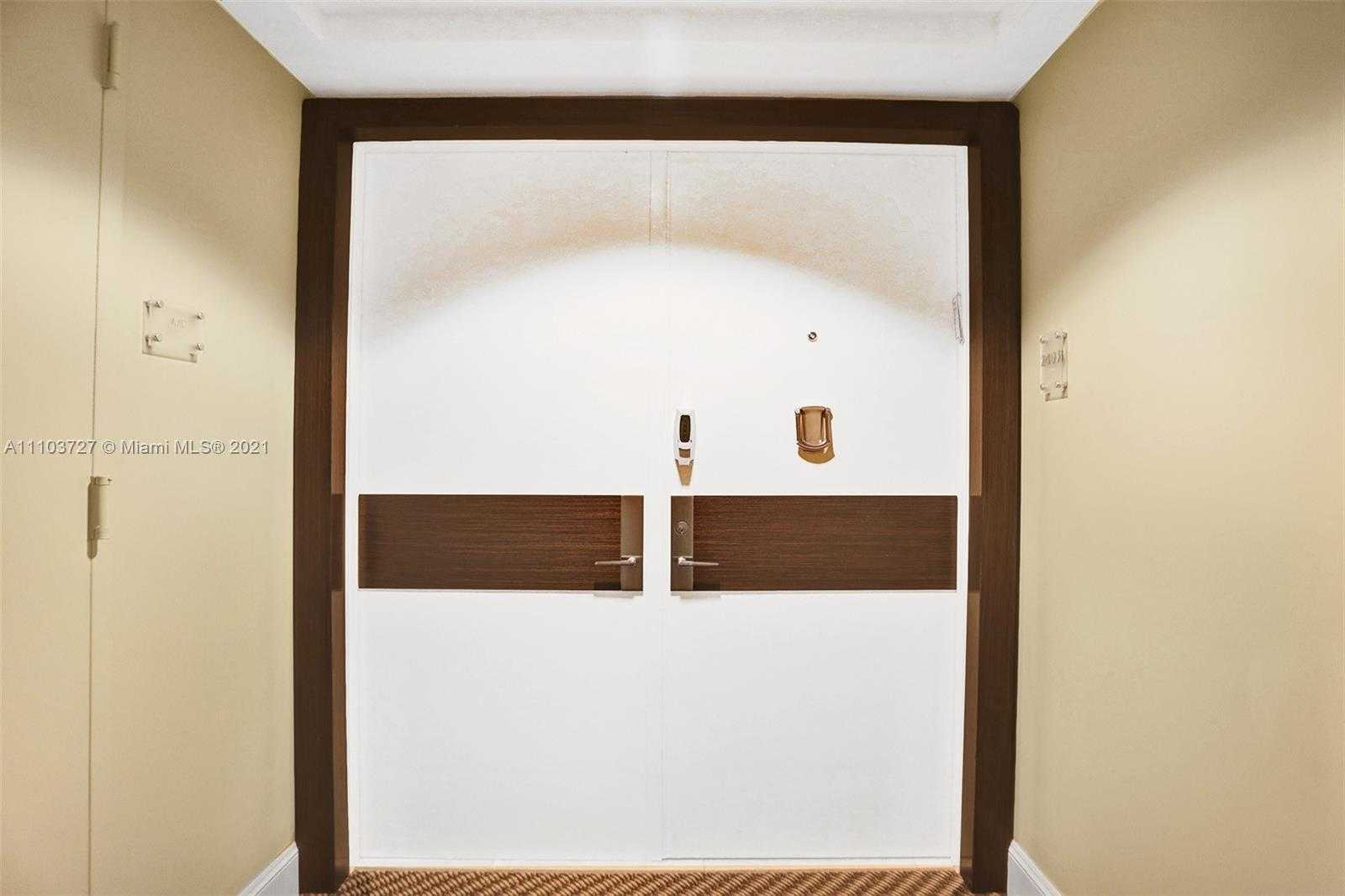 Small Image of 4775 COLLINS AVE #2403, Miami Beach Number 51