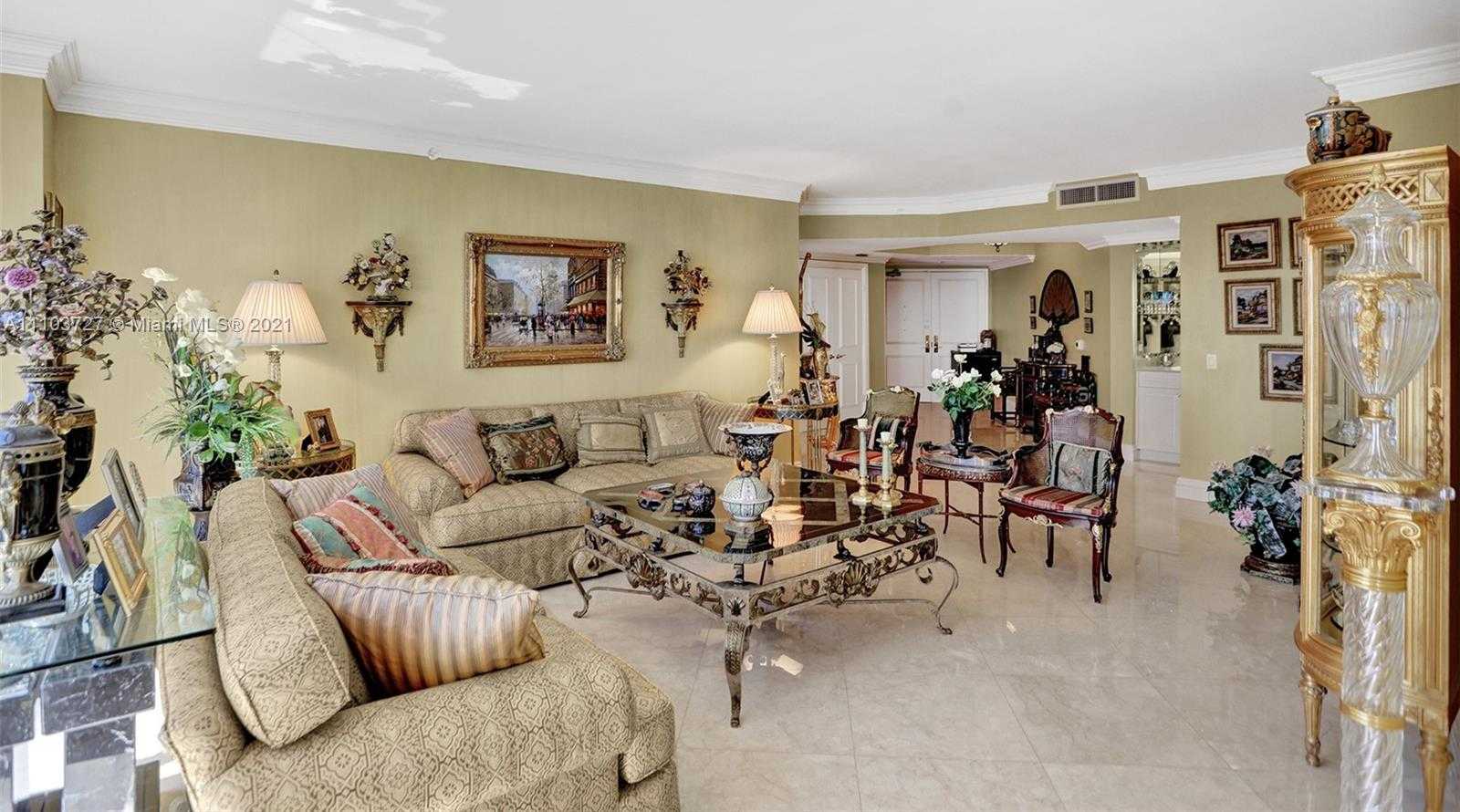 Small Image of 4775 COLLINS AVE #2403, Miami Beach Number 8