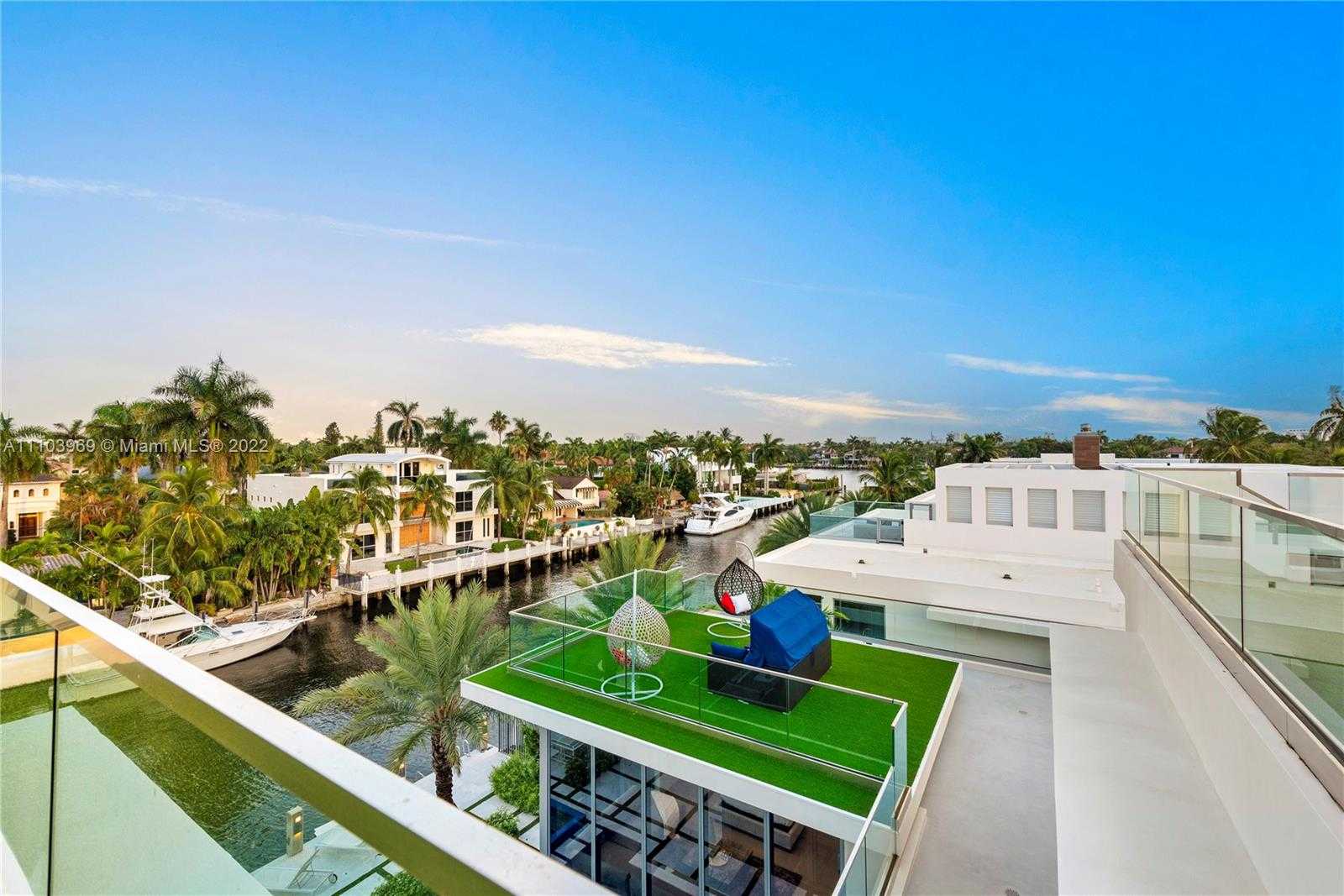 Small Image of 440 MOLA AVE, Fort Lauderdale Number 14