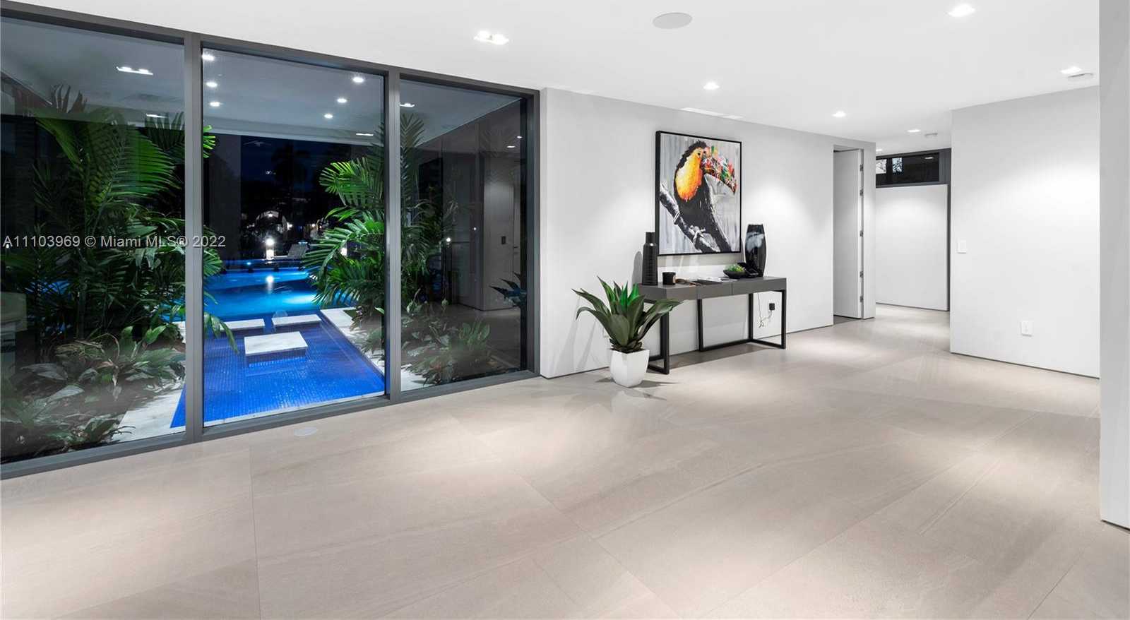Small Image of 440 MOLA AVE, Fort Lauderdale Number 15
