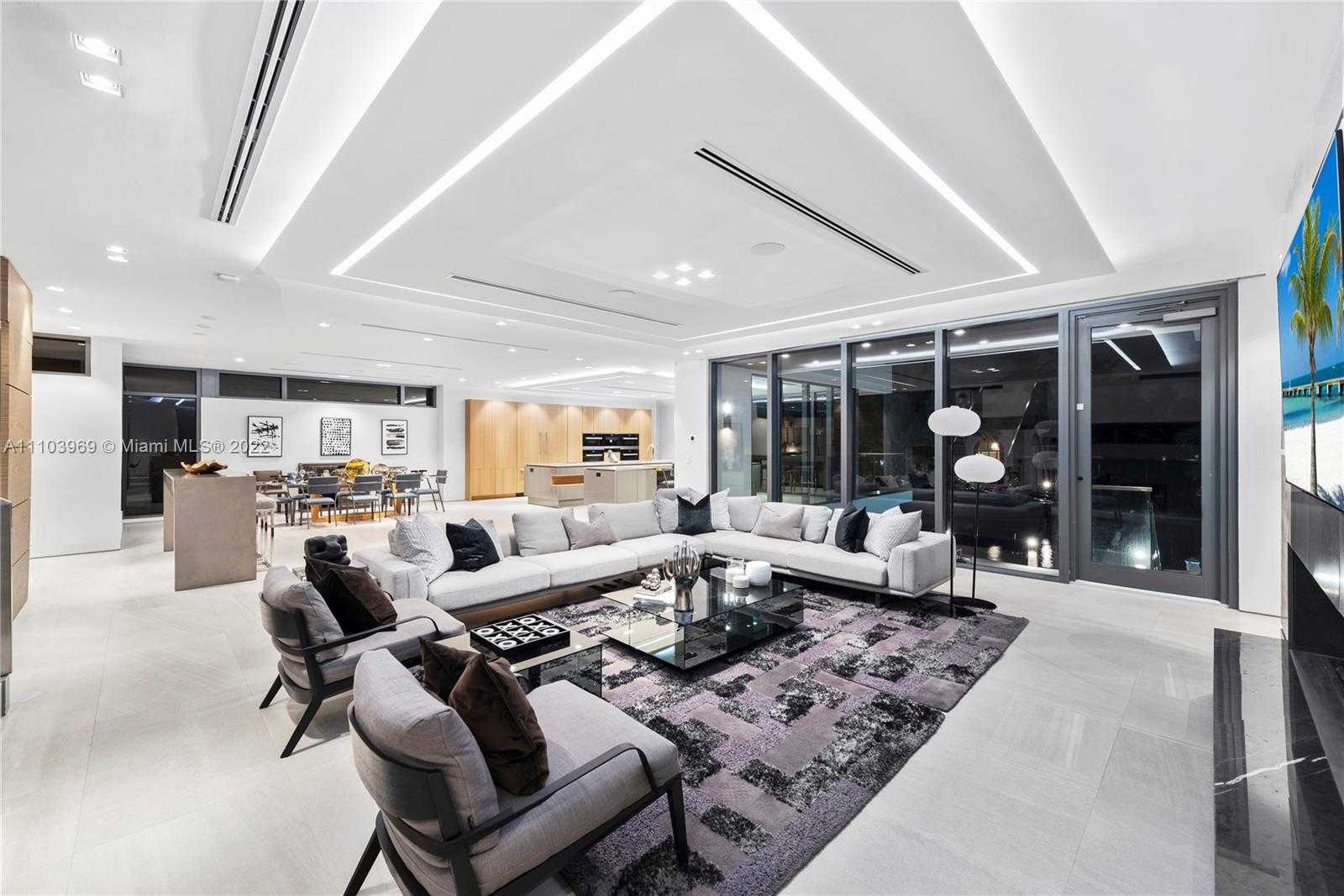 Small Image of 440 MOLA AVE, Fort Lauderdale Number 18