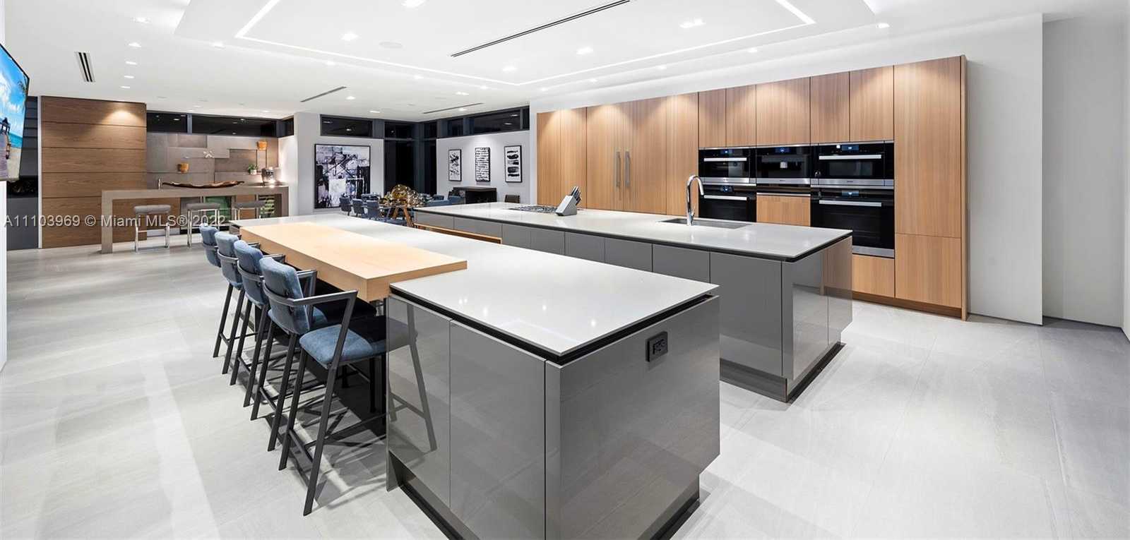Small Image of 440 MOLA AVE, Fort Lauderdale Number 22