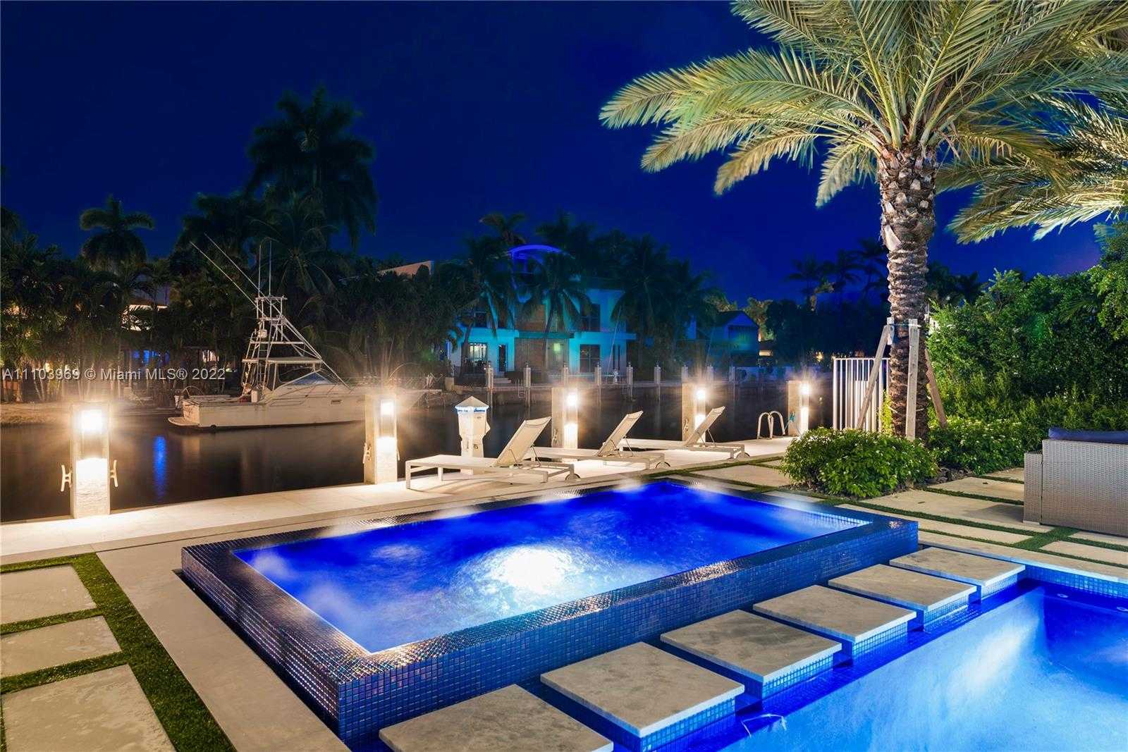 Small Image of 440 MOLA AVE, Fort Lauderdale Number 4