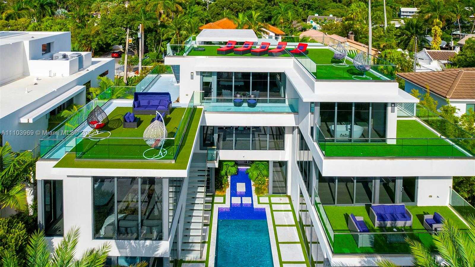 Small Image of 440 MOLA AVE, Fort Lauderdale Number 9