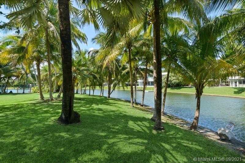 Small Image of 625 BUTTONWOOD LN #n/a, Miami Number 18