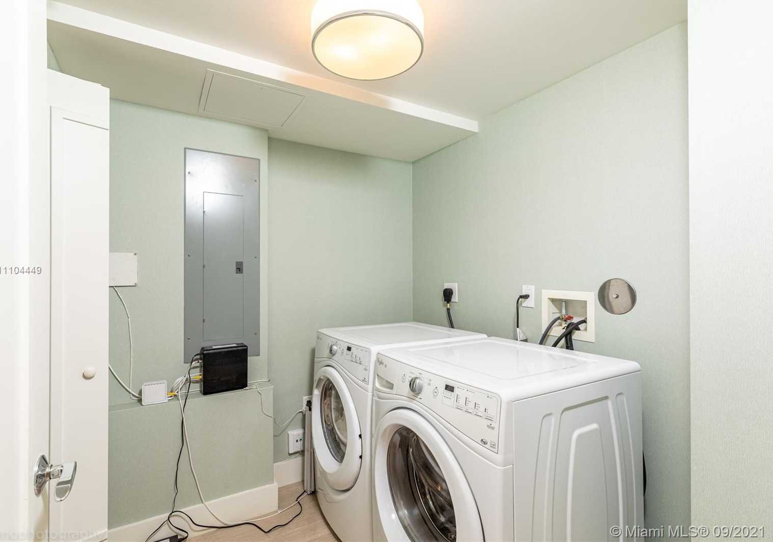 Small Image of 9400 WEST BAY HARBOR DR #203, Bay Harbor Islands Number 28