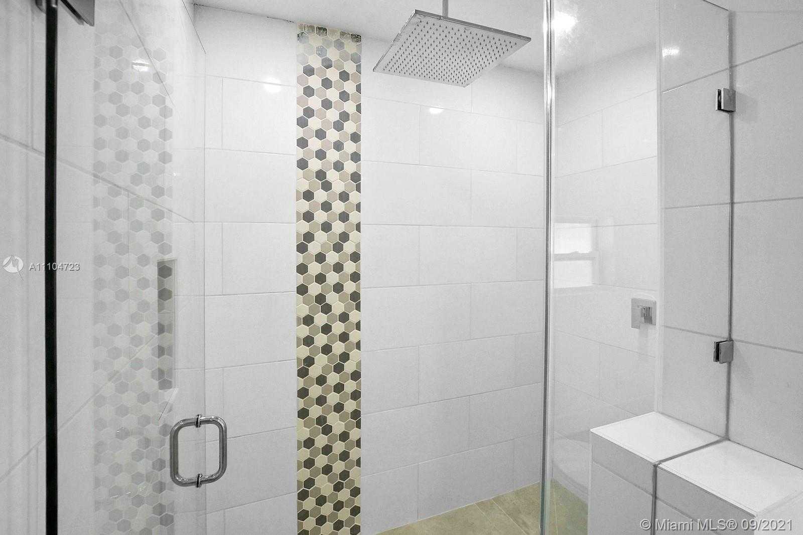 Small Image of 1612 NORTH EAST 16TH AVE #., Fort Lauderdale Number 17