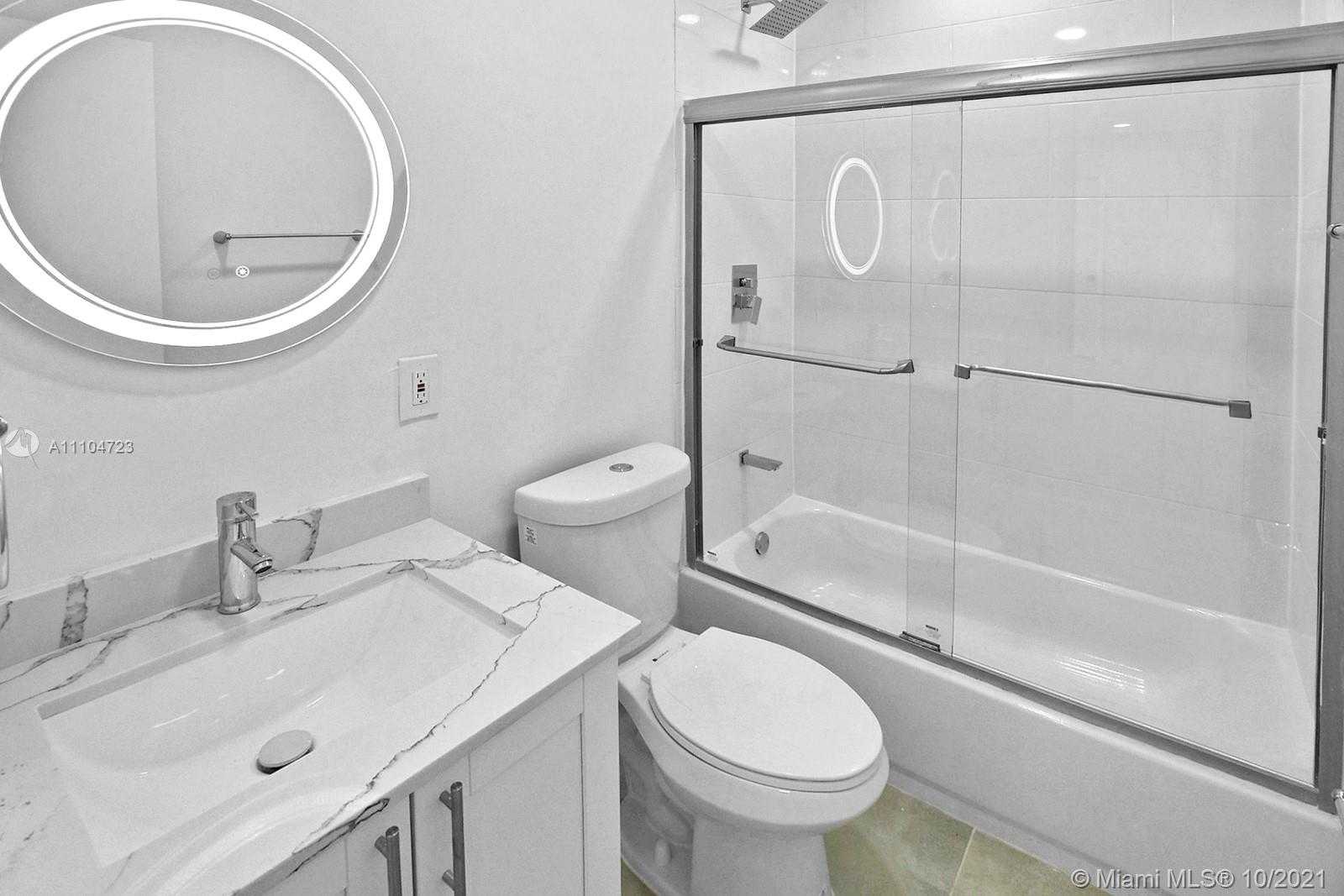 Small Image of 1612 NORTH EAST 16TH AVE #., Fort Lauderdale Number 24