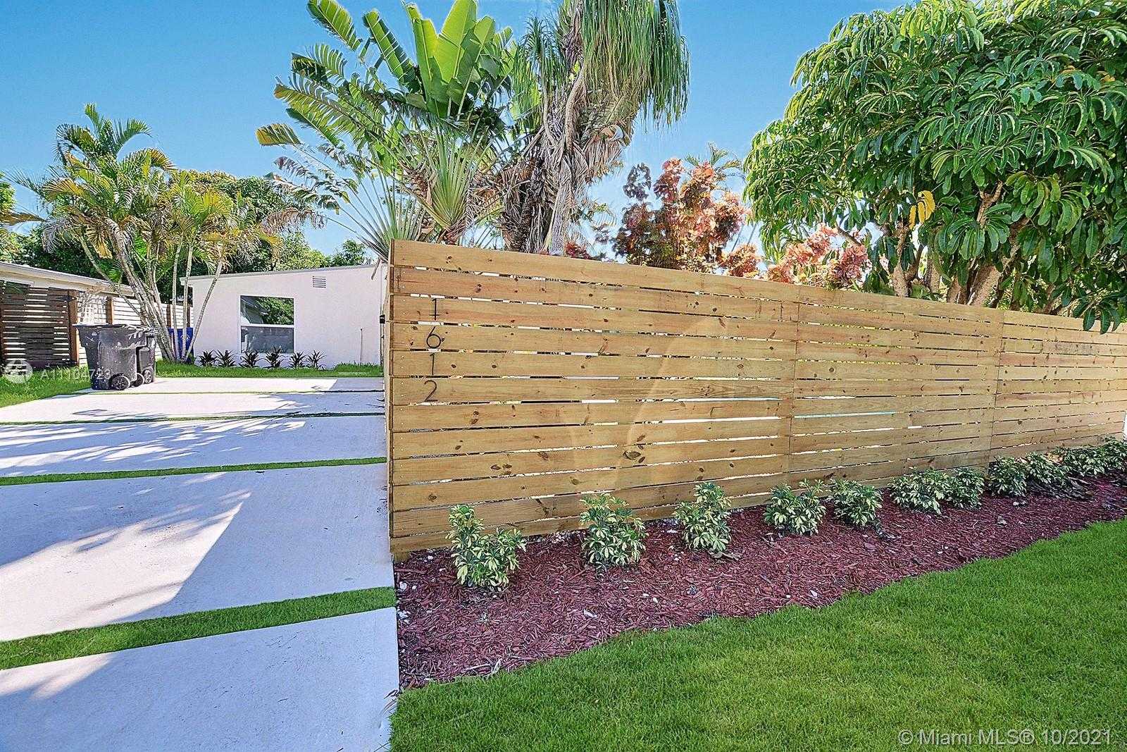 Small Image of 1612 NORTH EAST 16TH AVE #., Fort Lauderdale Number 4