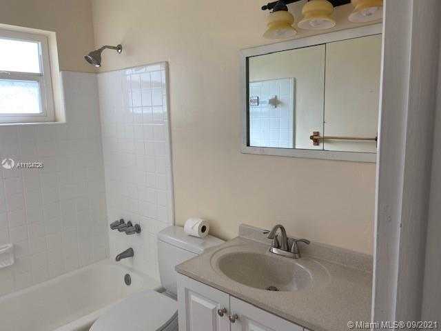 Small Image of 8810 NORTH WEST 10TH ST, Pembroke Pines Number 12