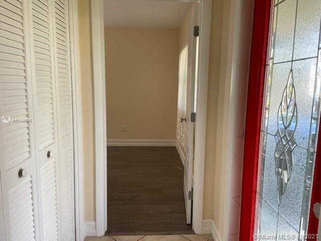 Small Image of 8810 NORTH WEST 10TH ST, Pembroke Pines Number 13