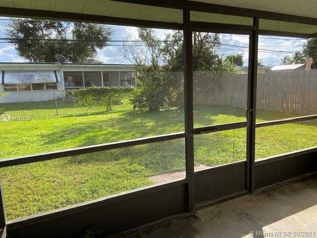 Small Image of 8810 NORTH WEST 10TH ST, Pembroke Pines Number 19