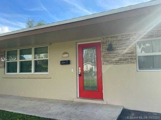 Small Image of 8810 NORTH WEST 10TH ST, Pembroke Pines Number 2