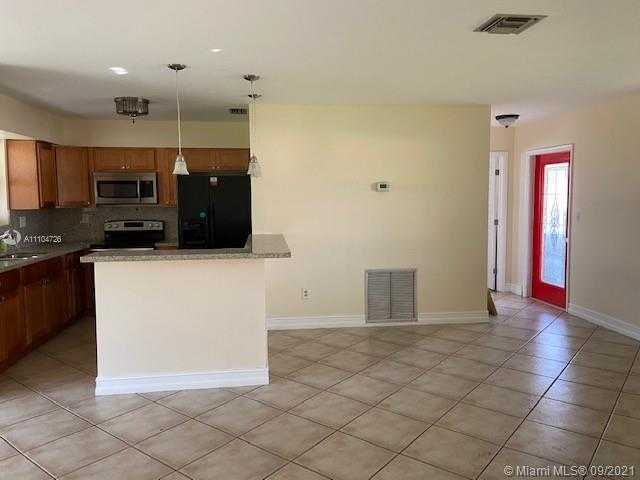 Small Image of 8810 NORTH WEST 10TH ST, Pembroke Pines Number 4