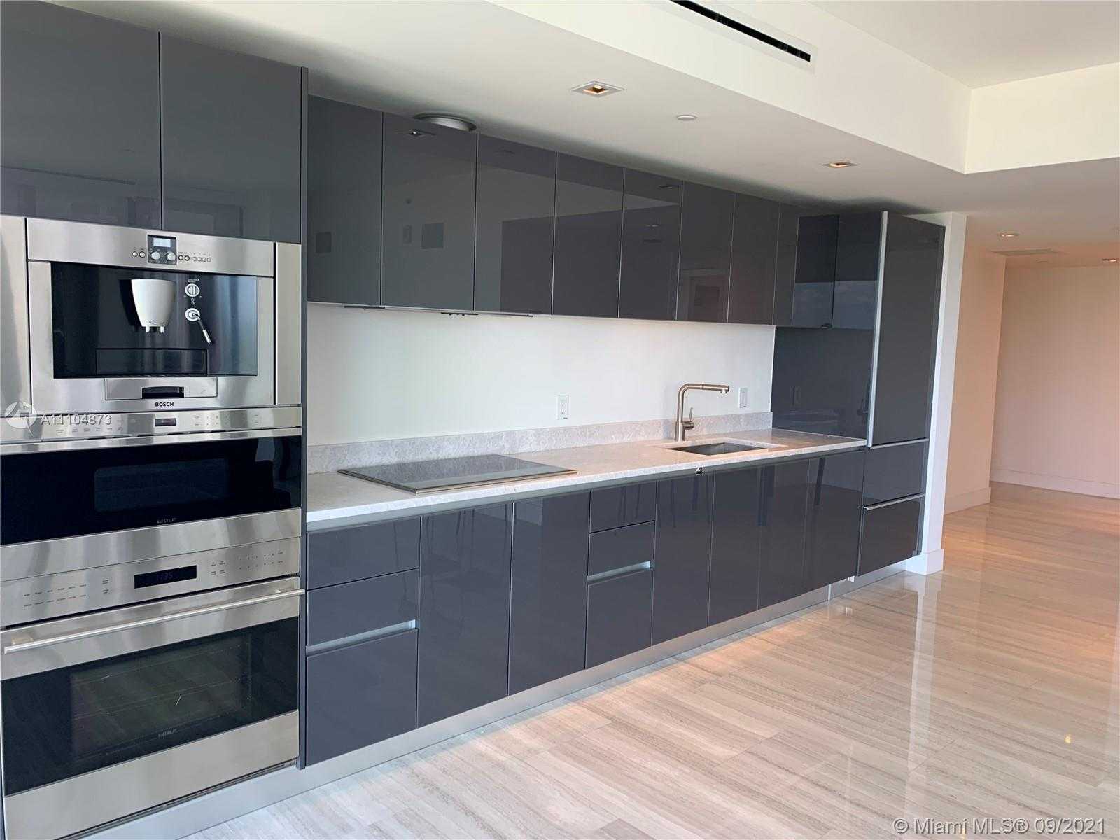 Small Image of 1451 BRICKELL AVE #1904, Miami Number 4