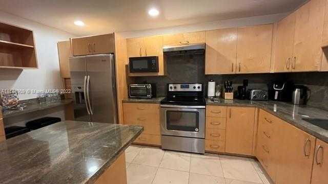 Small Image of 201 CRANDON BLVD #1224, Key Biscayne Number 10
