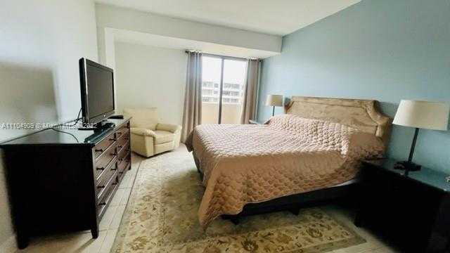 Small Image of 201 CRANDON BLVD #1224, Key Biscayne Number 20