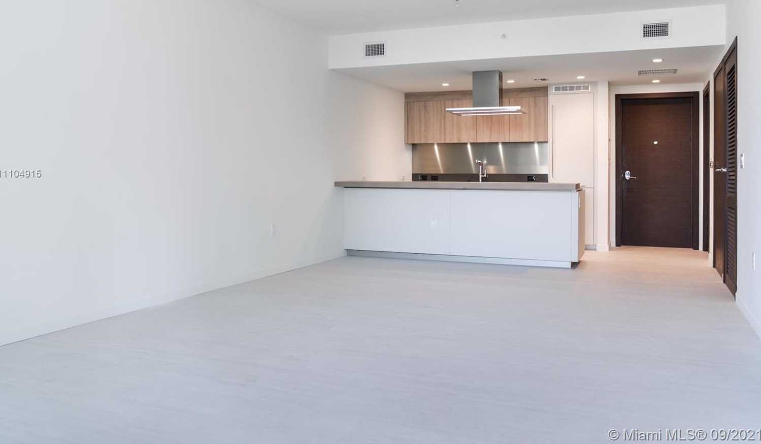 Small Image of 1000 BRICKELL PLAZA #2908, Miami Number 3