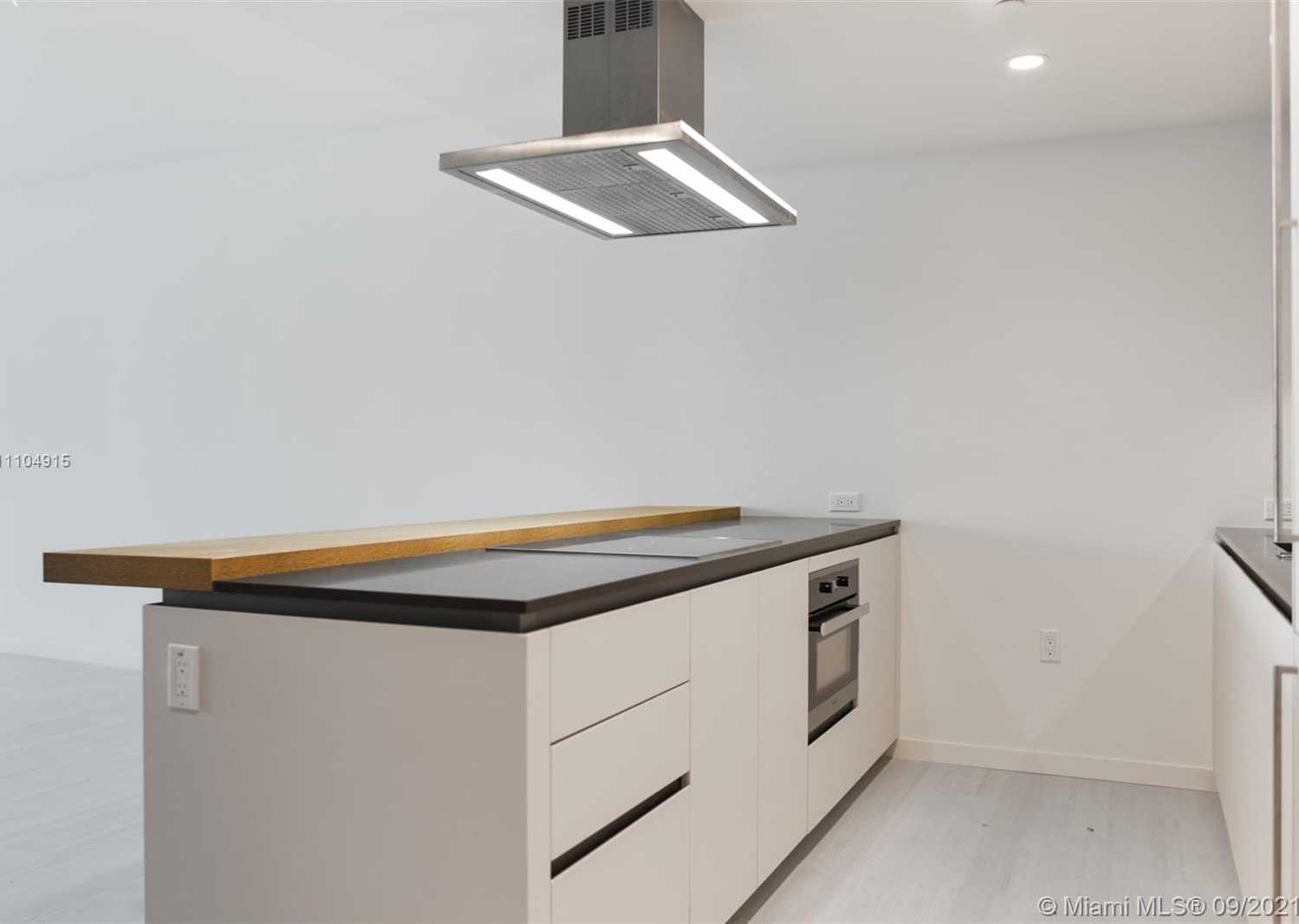 Small Image of 1000 BRICKELL PLAZA #2908, Miami Number 7