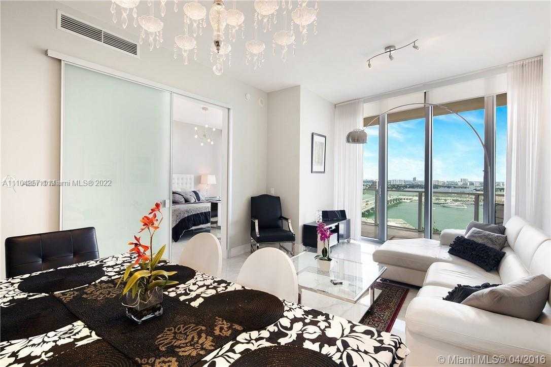 Small Image of 1100 BISCAYNE BLVD #2702, Miami Number 4