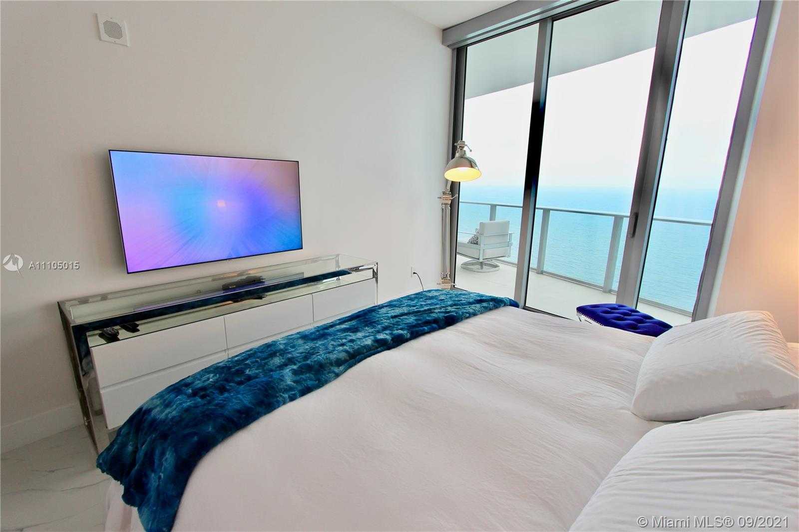 Small Image of 4111 SOUTH OCEAN DR #LPH2, Hollywood Number 15