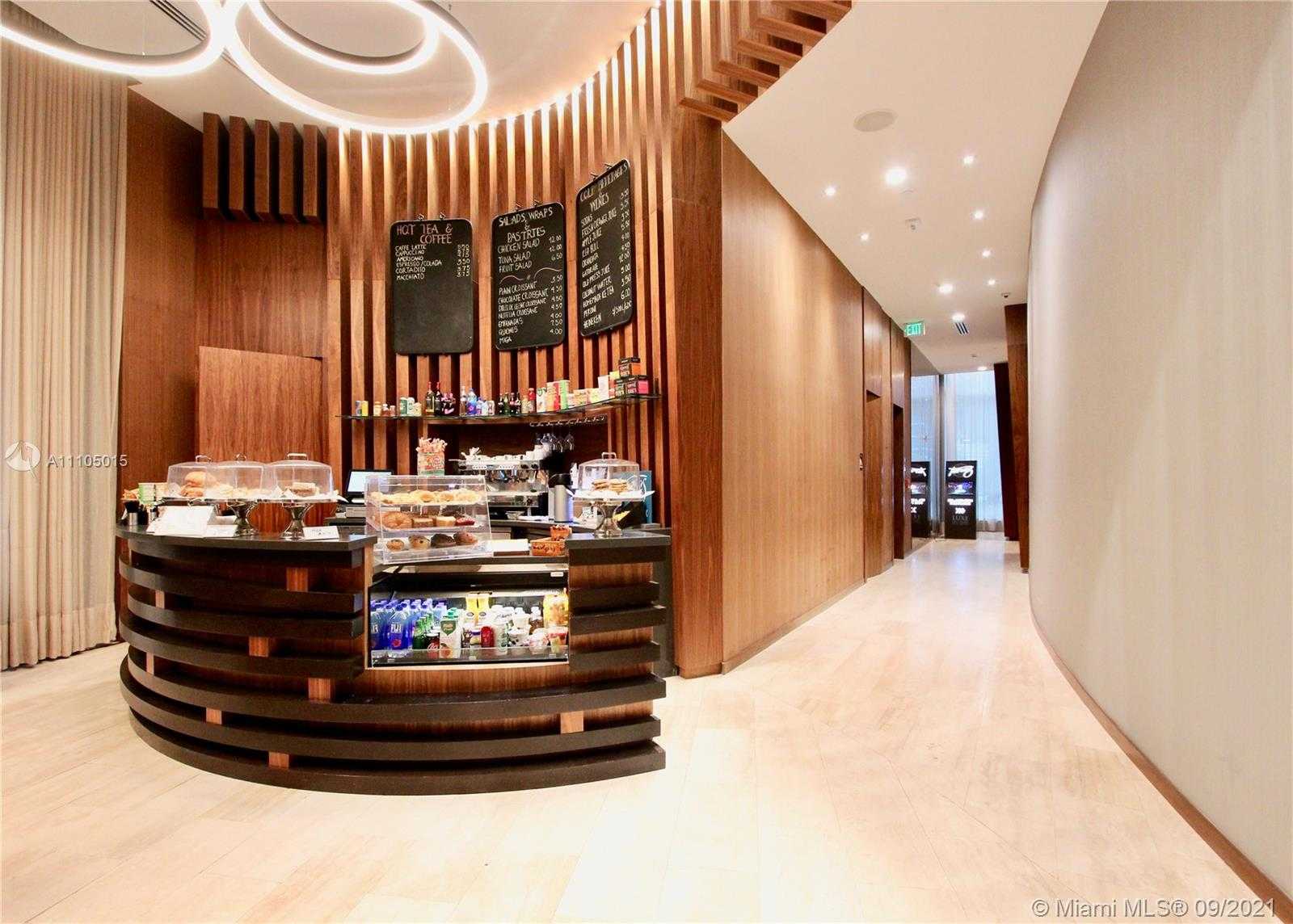 Small Image of 4111 SOUTH OCEAN DR #LPH2, Hollywood Number 30