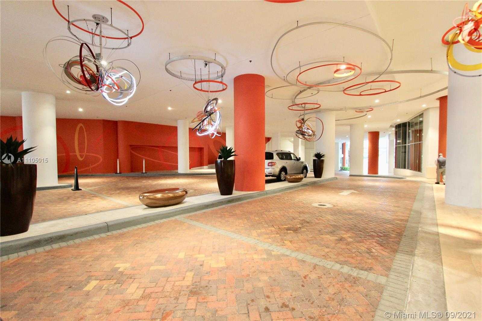 Small Image of 4111 SOUTH OCEAN DR #LPH2, Hollywood Number 38