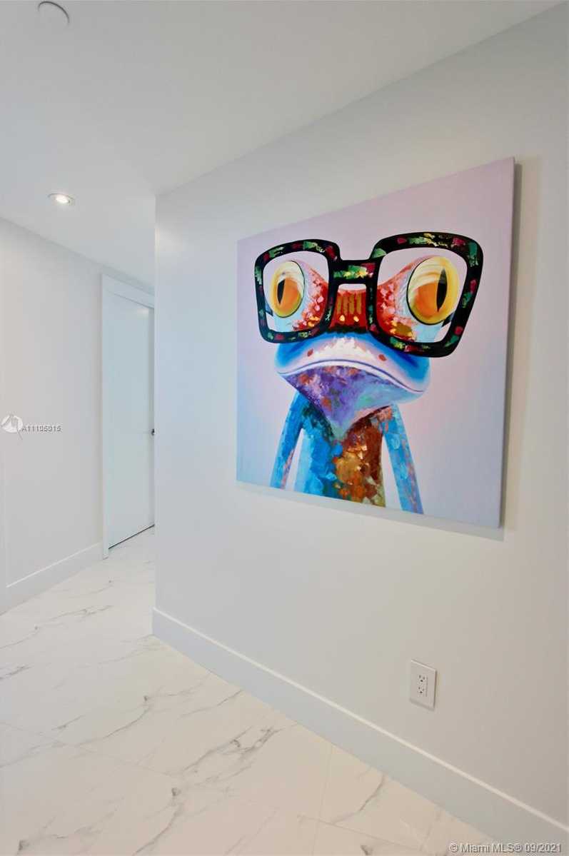 Small Image of 4111 SOUTH OCEAN DR #LPH2, Hollywood Number 5