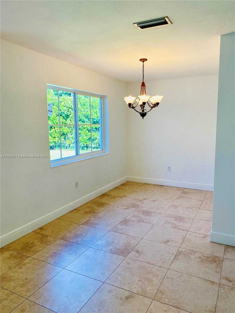 Small Image of 12500 SOUTH WEST 81ST AVE, Pinecrest Number 13