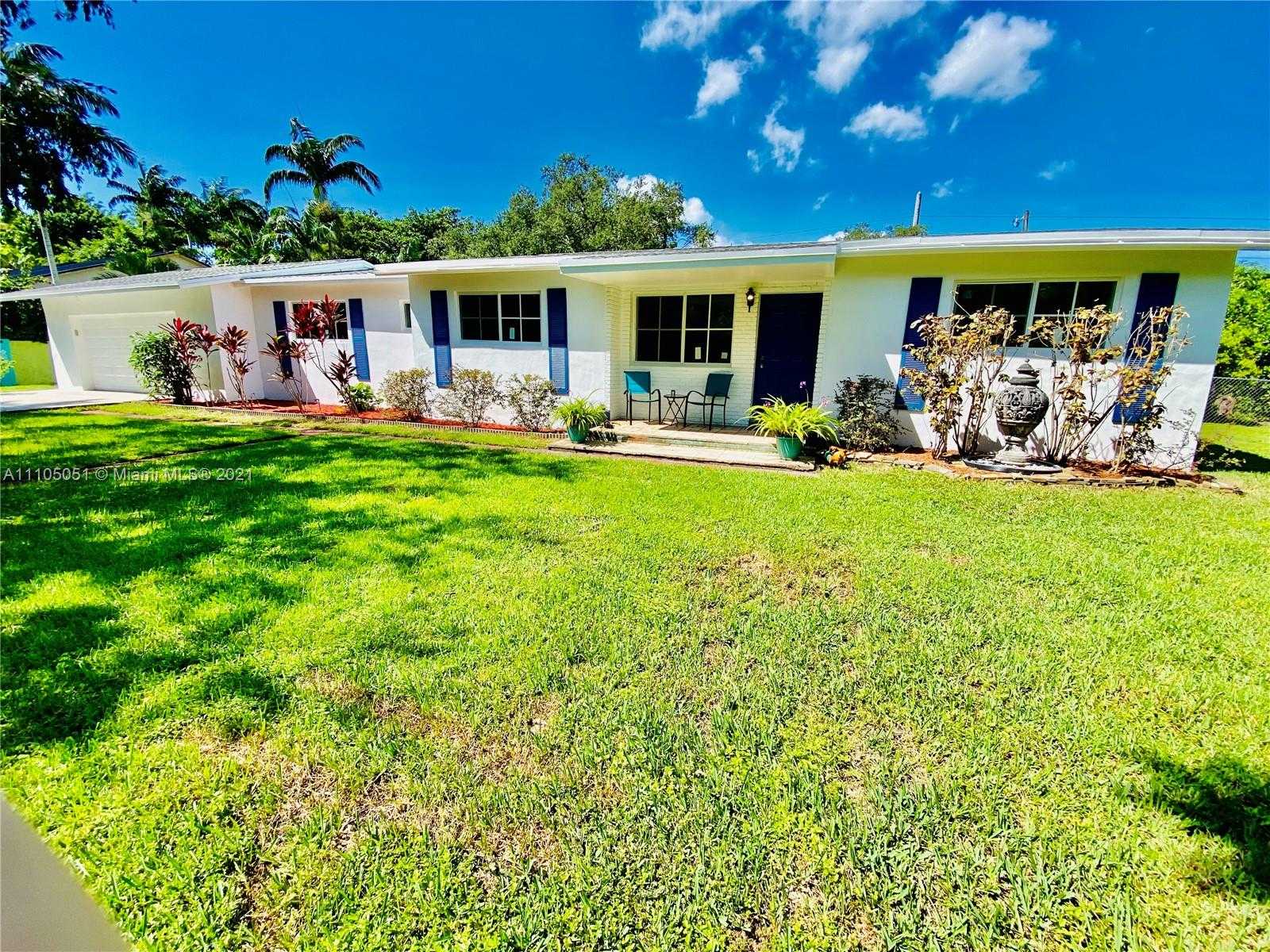 Small Image of 12500 SOUTH WEST 81ST AVE, Pinecrest Number 2