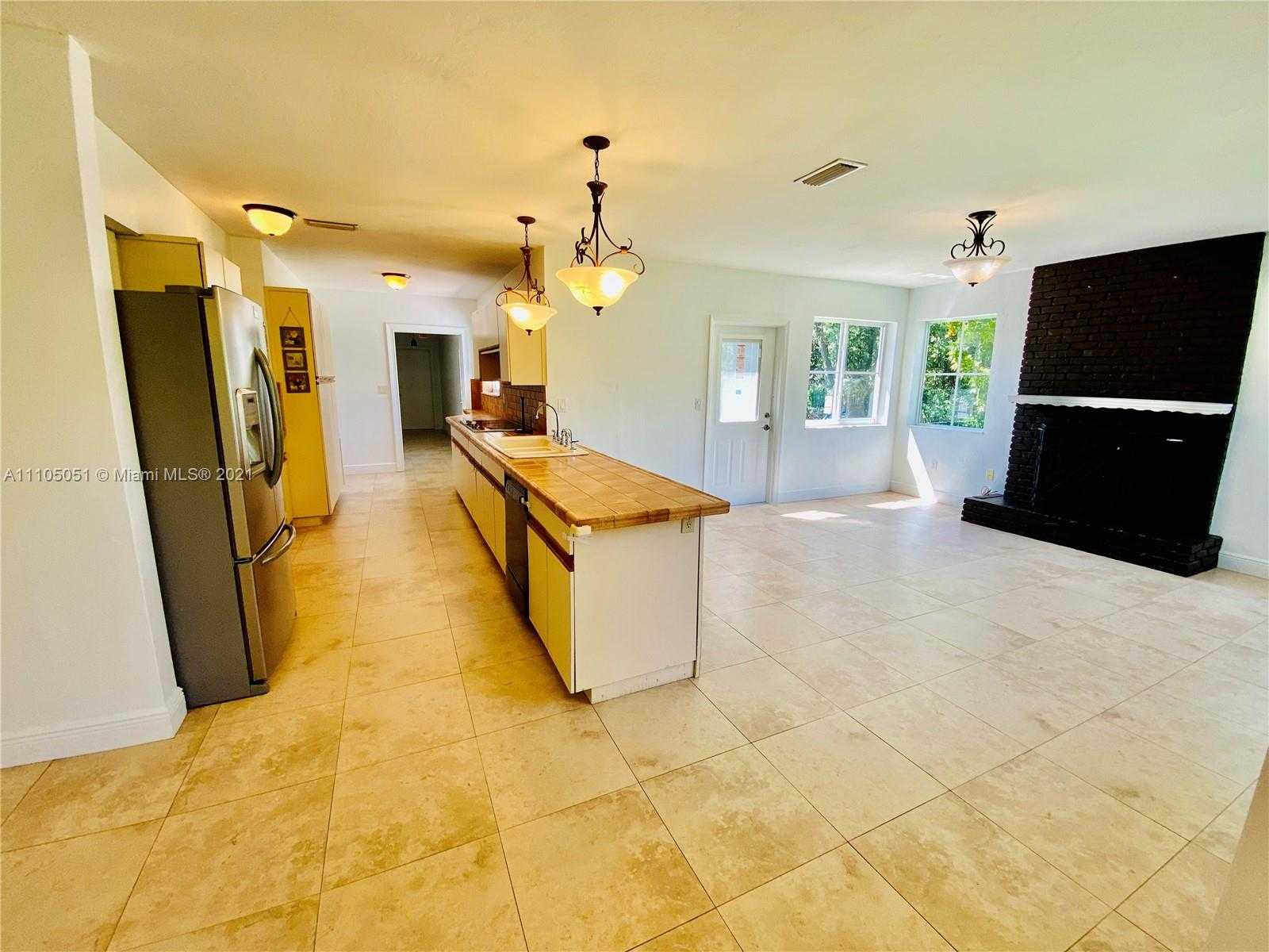 Small Image of 12500 SOUTH WEST 81ST AVE, Pinecrest Number 6