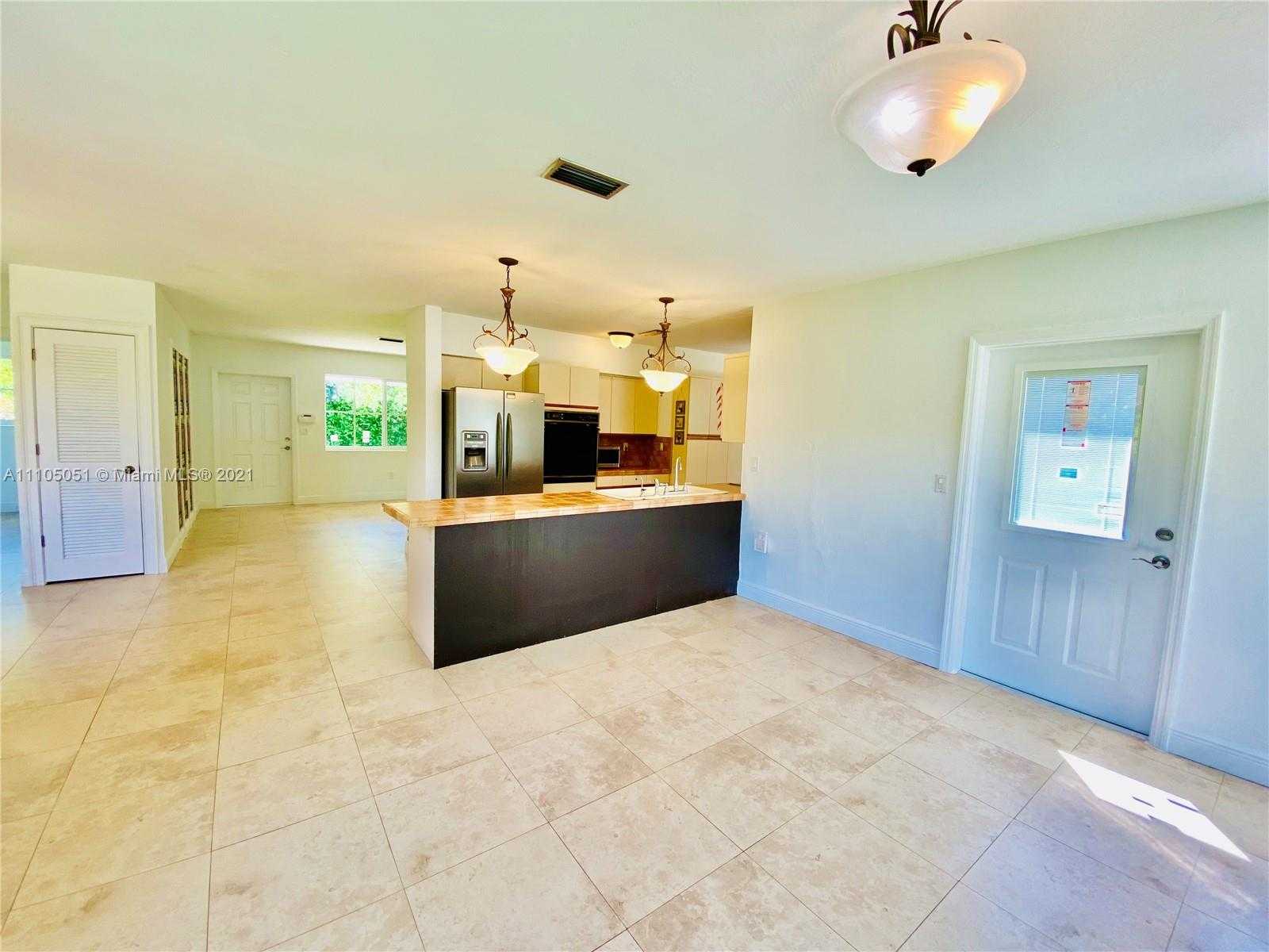 Small Image of 12500 SOUTH WEST 81ST AVE, Pinecrest Number 7