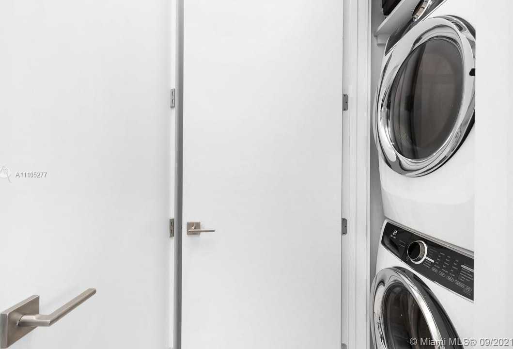Small Image of 2831 SOUTH BAYSHORE DR #PH-2, Coconut Grove Number 23