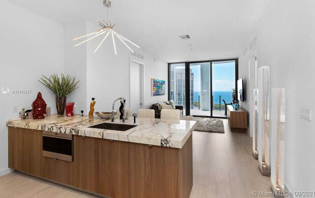 Small Image of 2831 SOUTH BAYSHORE DR #PH-2, Coconut Grove Number 5