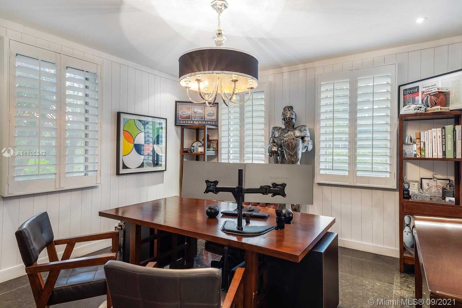 Small Image of 315 EAST SAN MARINO DR, Miami Beach Number 18